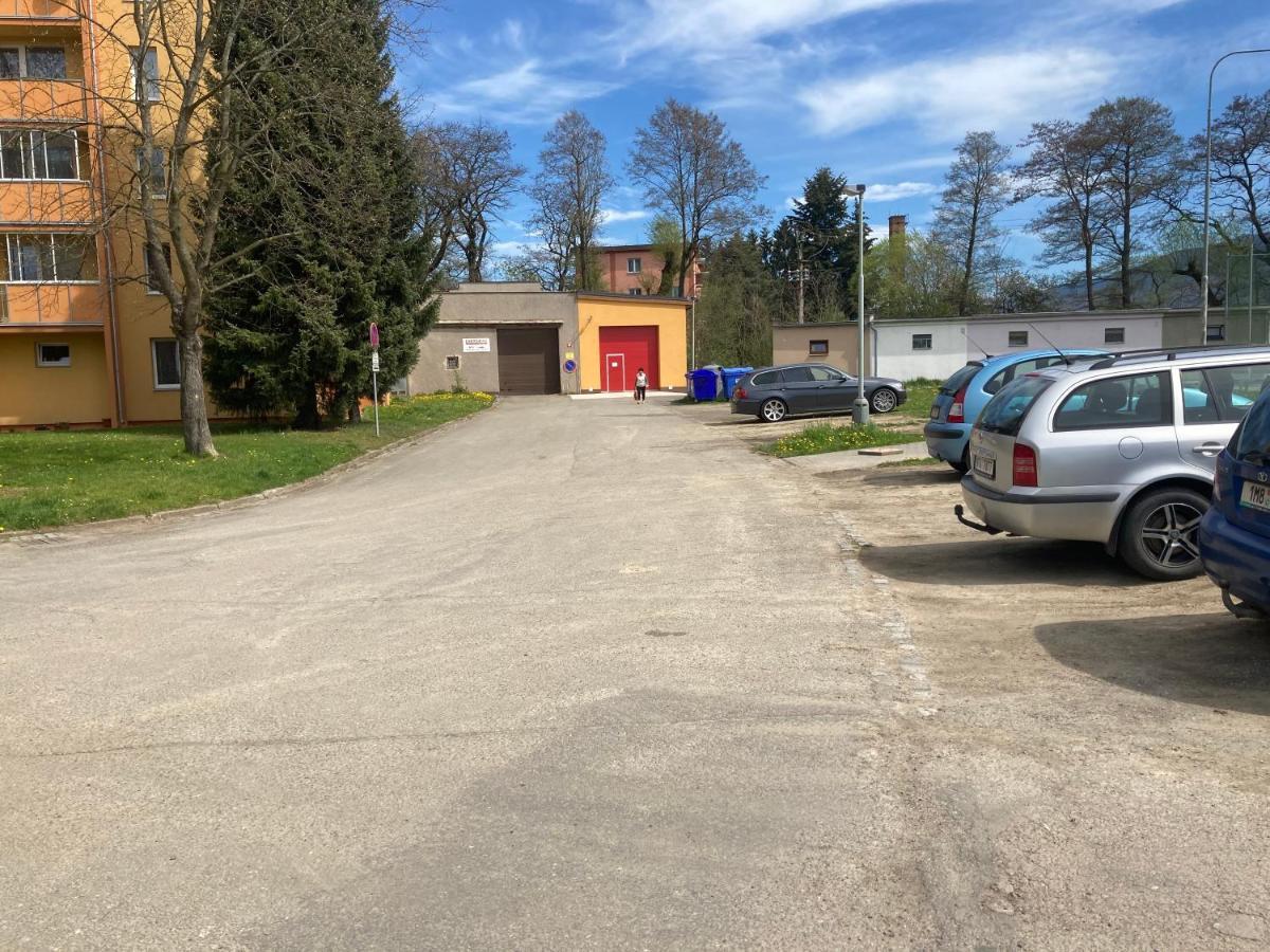 Apartman Ve Velkych Losinach Velke Losiny Bagian luar foto
